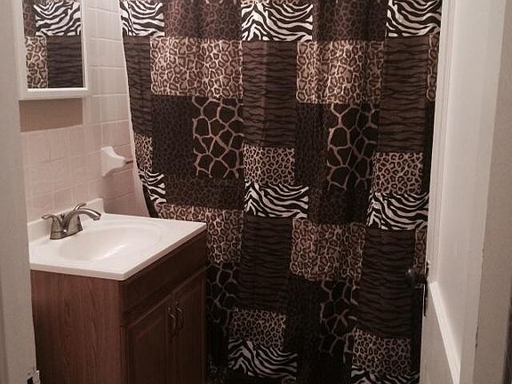 Main Bath, main floor