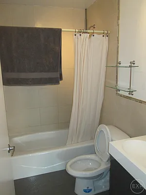 Rented by EXR | media 26