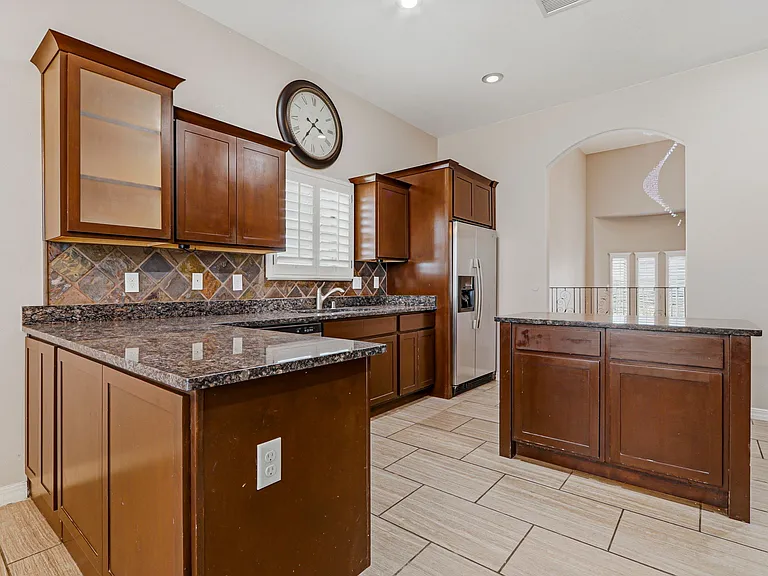14293 Meadow Lake Ave — Photo 12