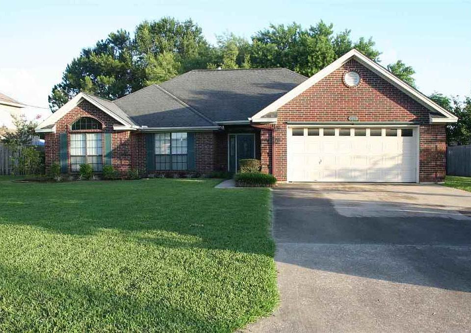 1st image of 7669 Rosewood Dr