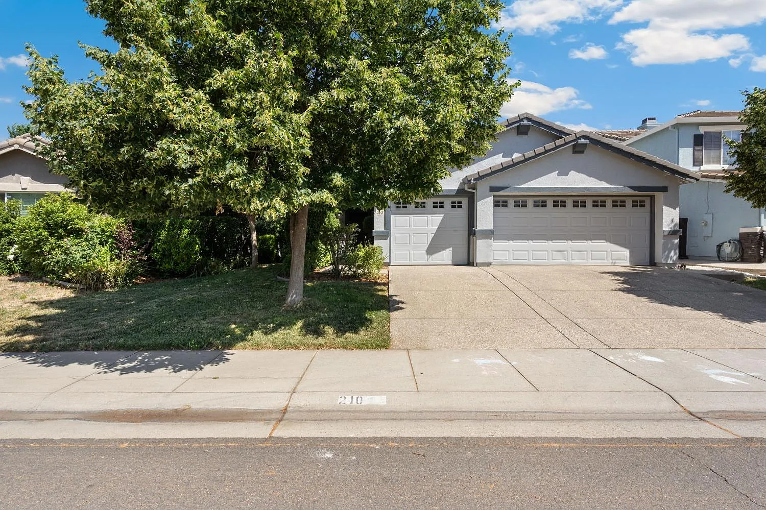 210 Battlecreek Cir photo 1