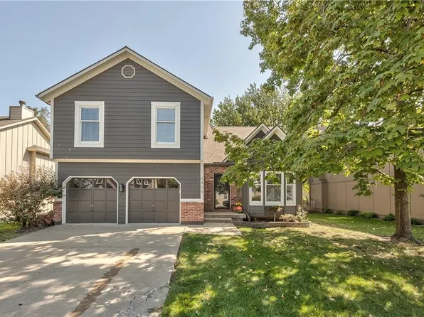 6405 Anderson St, Shawnee, KS 66226