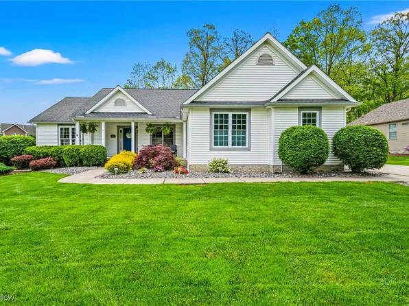 41 Savannah Ct, Canfield, OH 44406