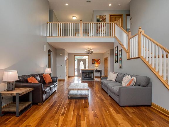 5th image of 997 Poppy Hills Dr