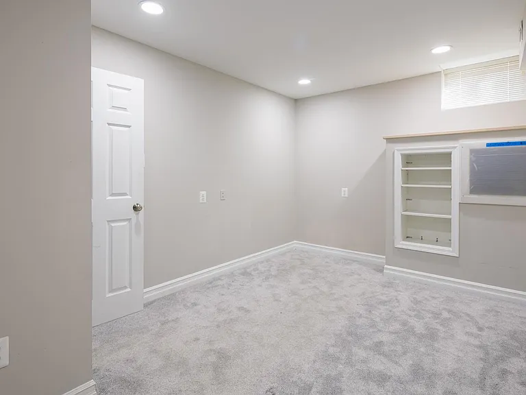 1612 Patapsco St — Photo 30