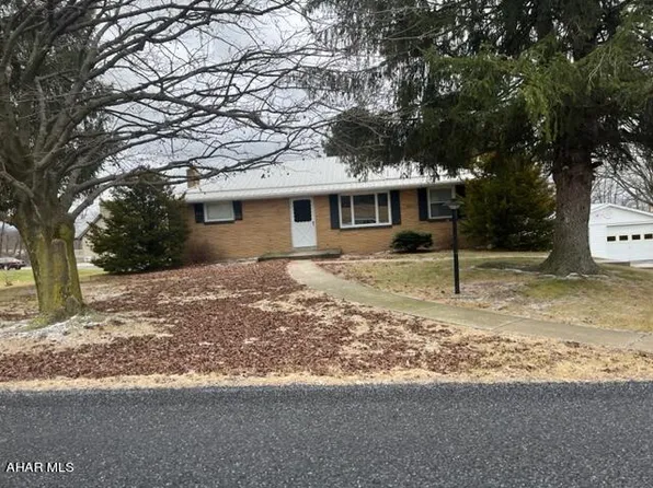 228 Lock Mountain Rd, Martinsburg, PA 16662