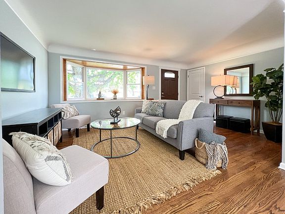 2nd image of 3101 Westbourne Dr