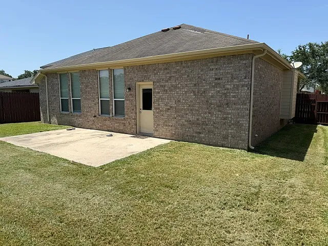 7921 Emerald Oak Dr — Photo 15