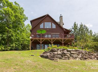 206 Legend Dr, Mill Spring, NC 28756