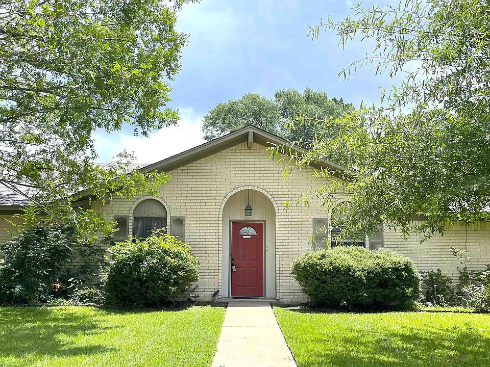 1st image of 6104 Polly Dr