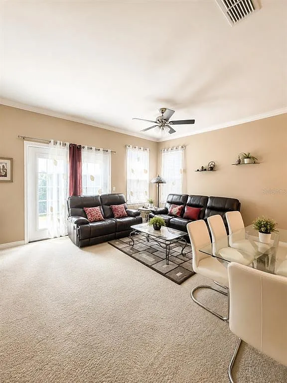 3 bed, 2.5 bath, 1538 sqft, $2,300 — Photo 4