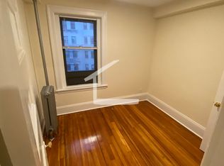 885 Massachusetts Ave #4E, Cambridge, MA 02139