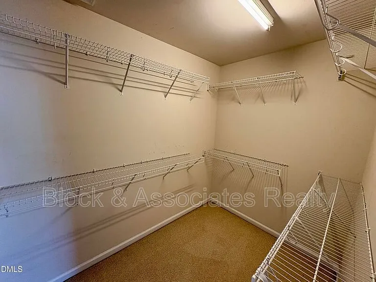2705 Laurelcherry St — Photo 11