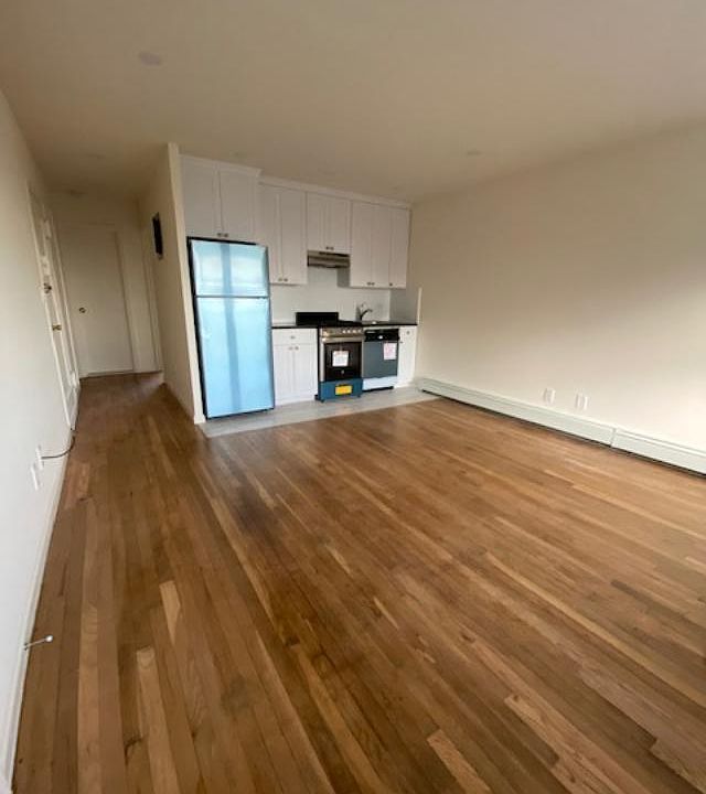 1st image of 365 E Broadway