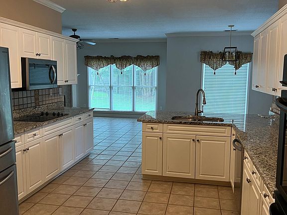 Kitchen, Hearth Room and Breakfast Room