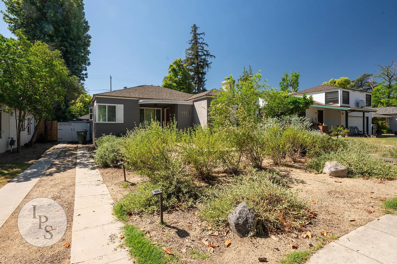210 E Harvard Ave photo 1