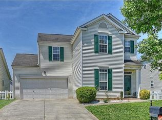 7867 Paper Birch Dr, Charlotte, NC 28215