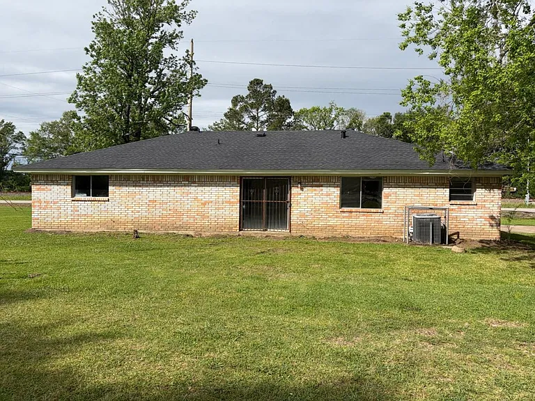 5890 Helbig Rd — Photo 30