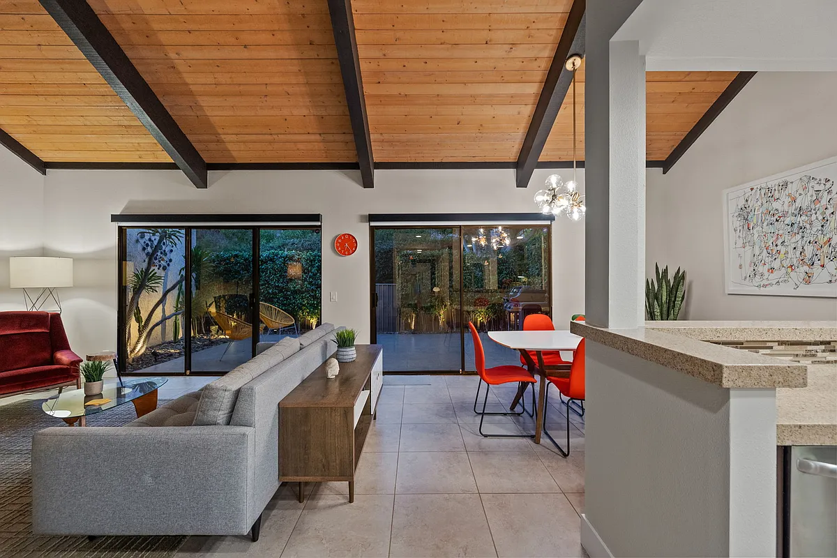 Building Photo - 70100 Mirage Cove Dr #10