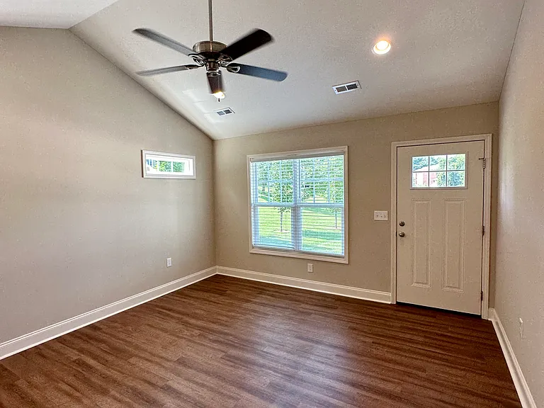 891 Old Vinton Mill Rd NE #B — Photo 7