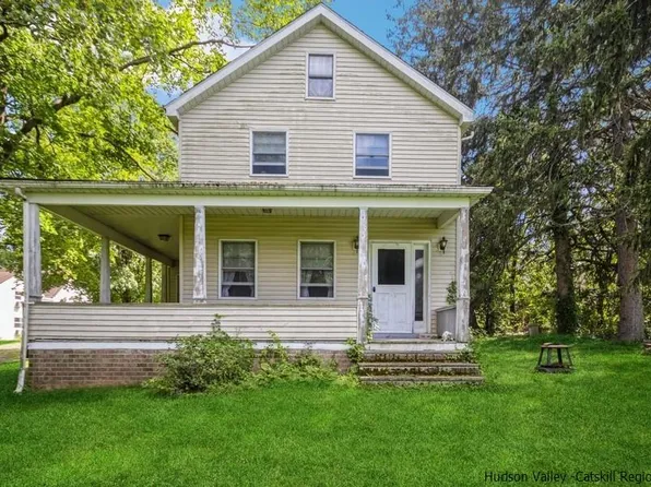 35 Old Indian Road #35, Milton, NY 12547