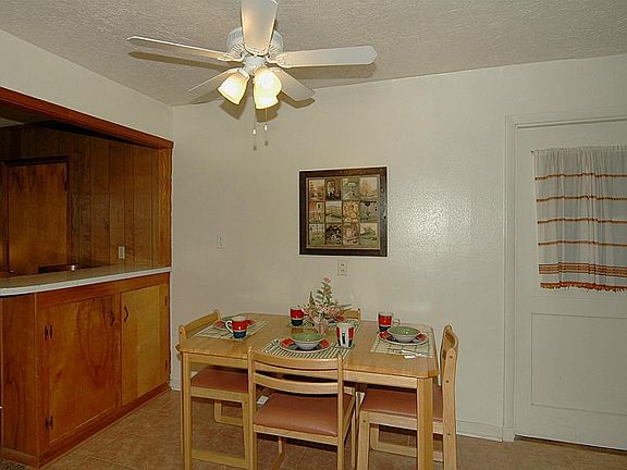 5th image of 1106 Woodlock Dr