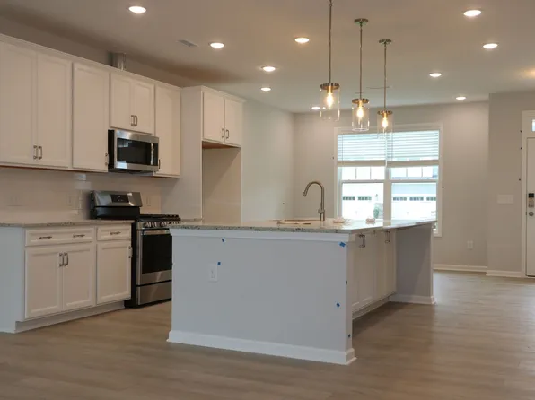 3107 Cathedral Comb Dr, Apex, NC 27502