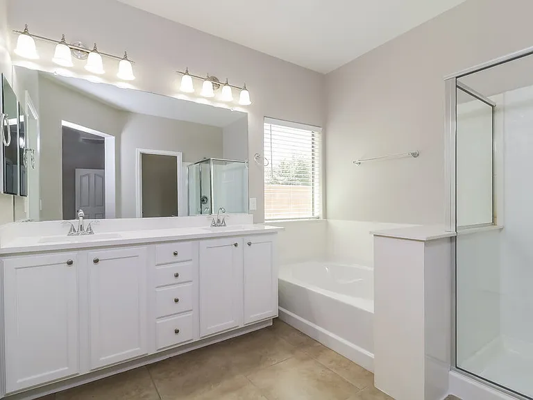 105 N 108th Dr — Photo 13