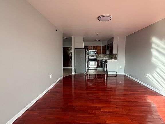 2nd image of 3364 Guider Ave APT 3E