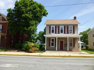 709 Main St #B, Akron, PA 17501