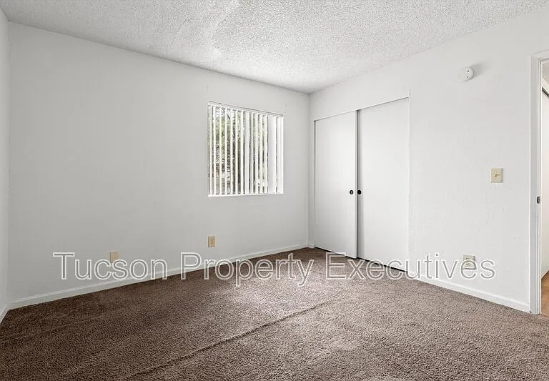 319 E Mohave Rd #206 — Photo 11