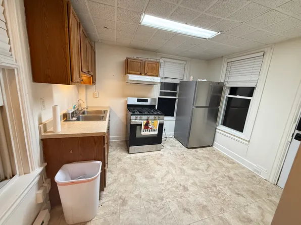 563 N Lime St #2, Lancaster, PA 17602
