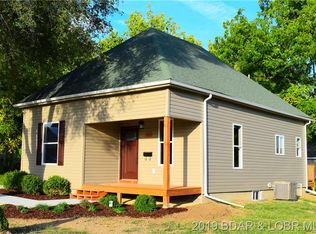 104 Leeds Ave, Eldon, MO 65026