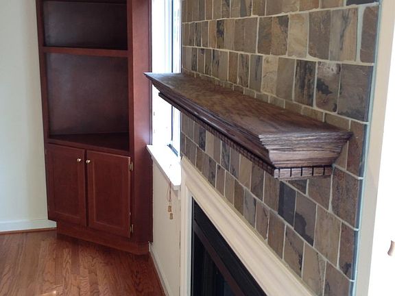 Beautiful Mantle & Stone Surround