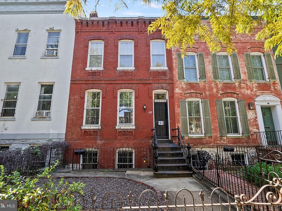 1st image of 639 G St SE