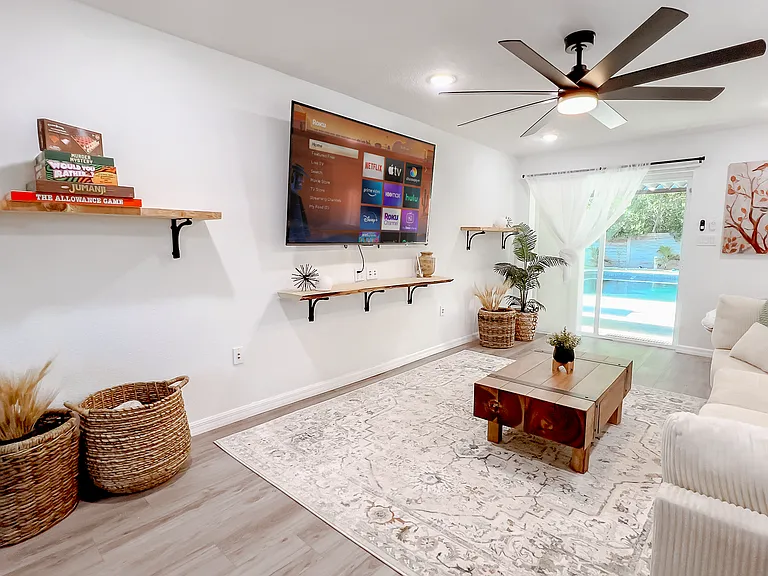 3811 Hargill Dr — Photo 15