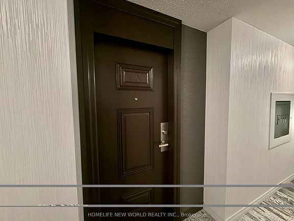 4th image of 39 Pemberton Ave #303
