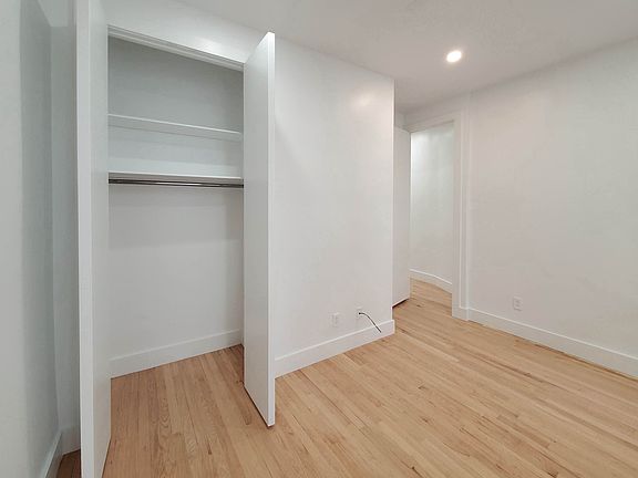 3rd image of 238 E 58th St APT 16