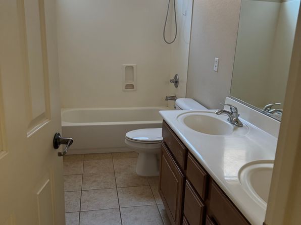 1625 E Grand Canyon Dr