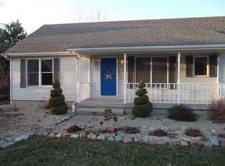 1050 W Poe Rd, Bowling Green, OH 43402