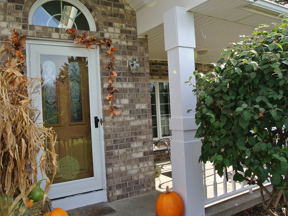 2nd image of 66 Deertrack Ln