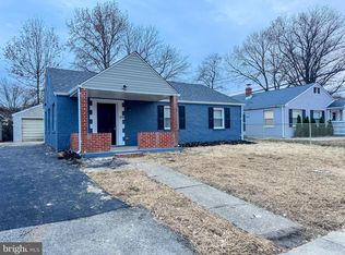 218 Blue Hen Rd, New Castle, DE 19720