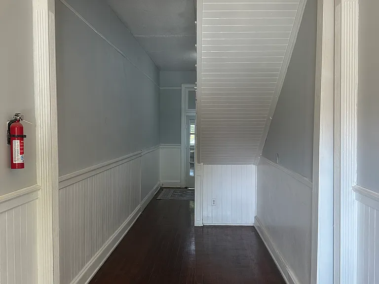 632 Arlington Pl #1 — Photo 2