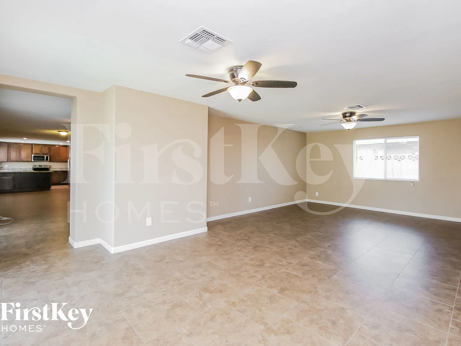 3 bed, 2.0 bath, 1855 sqft, $2,870 — Photo 4