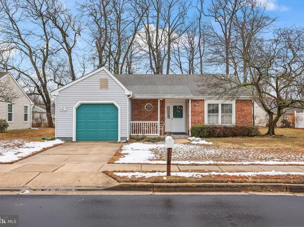 26 Lakebridge Dr, Deptford, NJ 08096