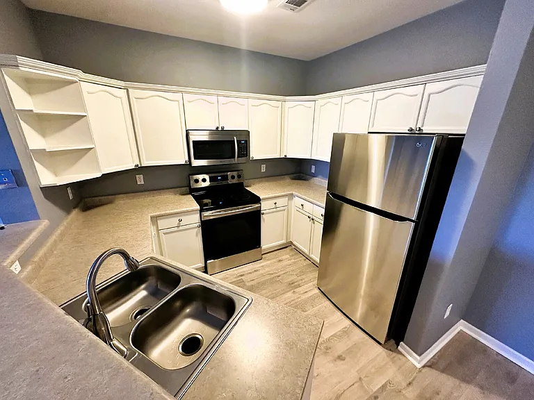 9631 W Coco Cir #306 — Photo 6
