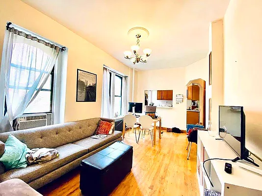 Rented by Compass | media 1