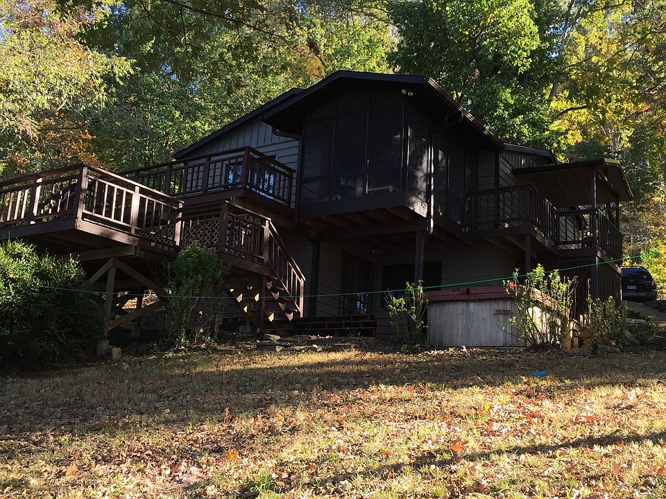 1st image of 18038 Spicewood Pl