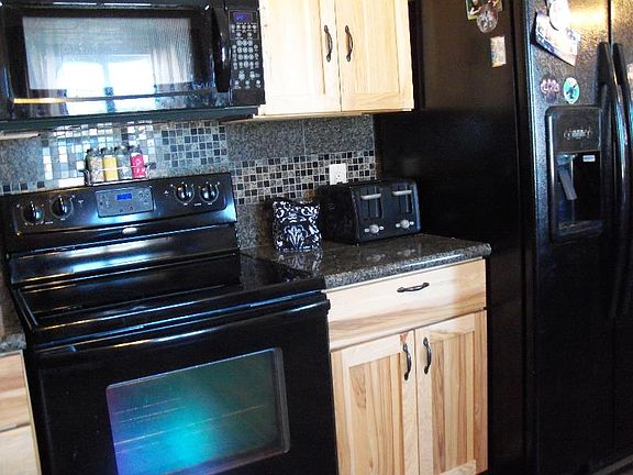 2nd image of 118 Milne Ave