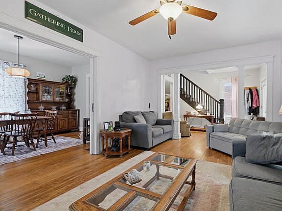 4th image of 141 W Bloss St